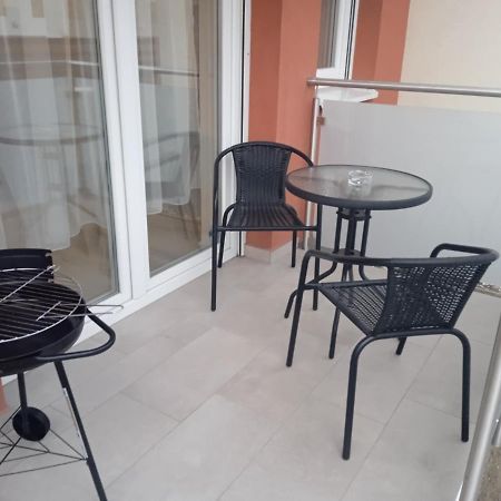 Verebes Apartman Gyor Ngoại thất bức ảnh